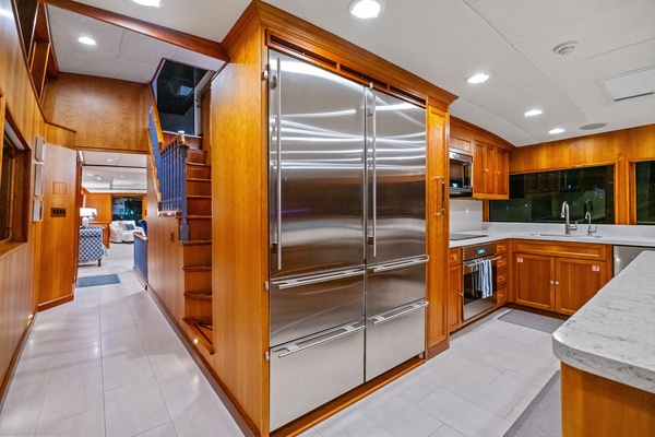 1998Burger 107 ft Raised Pilothouse   SILVER SEAS