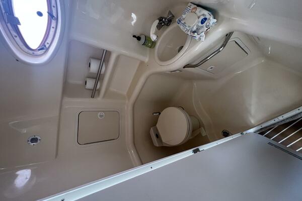 Air Apparent 31ft Sea Ray Yacht For Sale