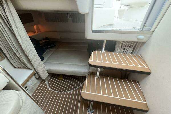 1999 Sea Ray 31