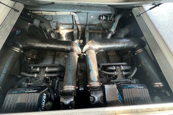 Air Apparent 31ft Sea Ray Yacht For Sale