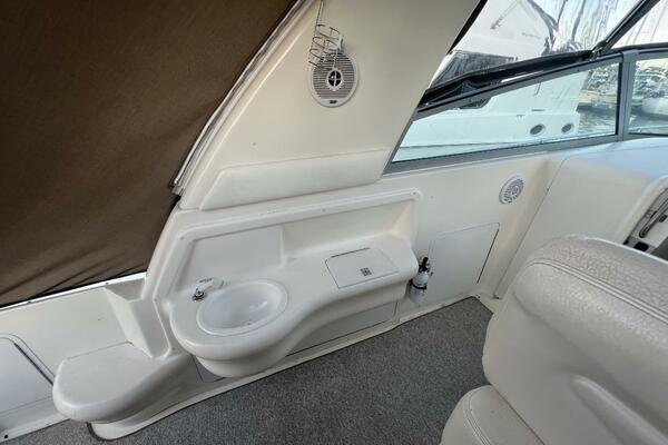 Air Apparent 31ft Sea Ray Yacht For Sale