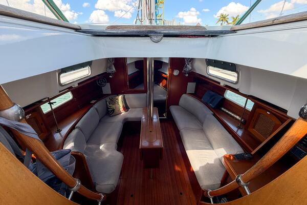 Lusca 36ft Beneteau Yacht For Sale