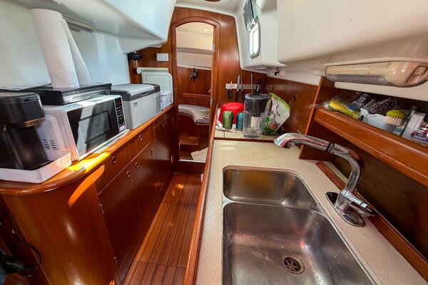 Lusca 36ft Beneteau Yacht For Sale
