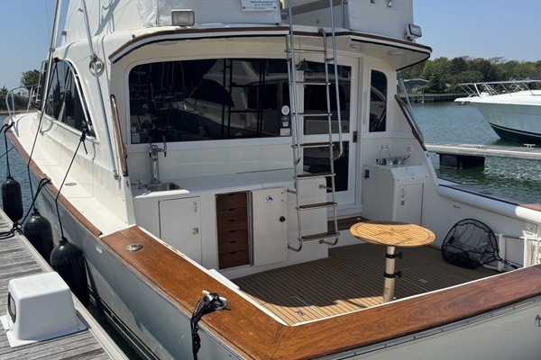 Photo of the 1988 Ocean Yachts 44 SS "Argo"