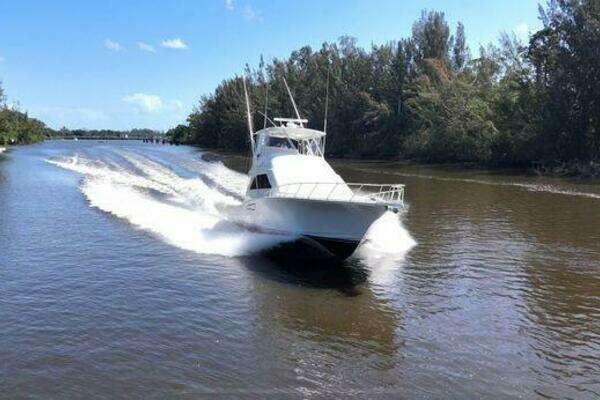 Cabo 48 Flybridge Yacht For Sale