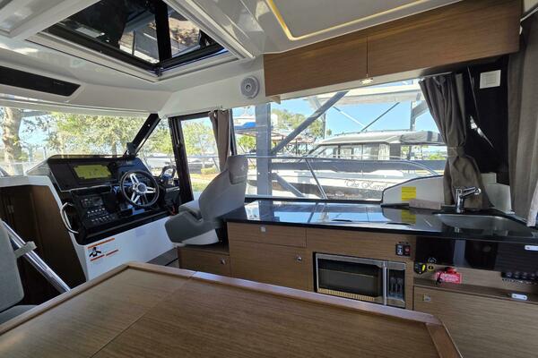 34ft Jeanneau Yacht For Sale