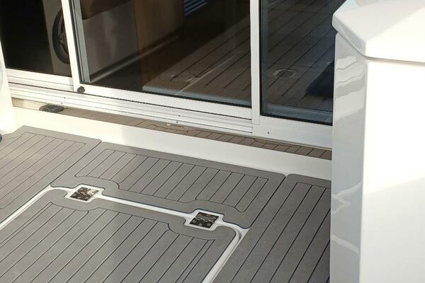 41ft Cruisers Yachts Yacht For Sale