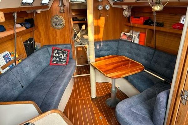 32ft Catalina Yacht For Sale