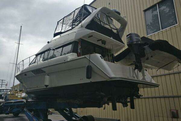 Photo of the 1991 Bayliner 4388 Motoryacht