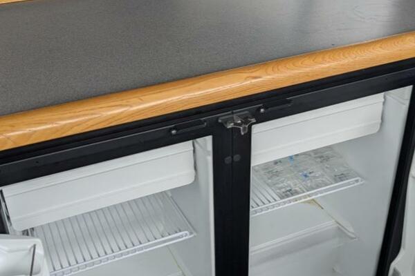 43ft Bayliner Yacht For Sale