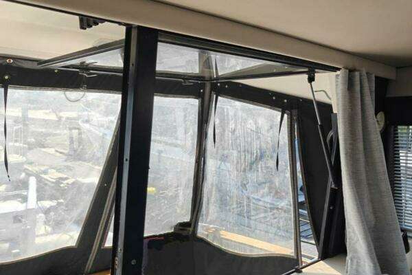 Photo of the 1991 Bayliner 4388 Motoryacht