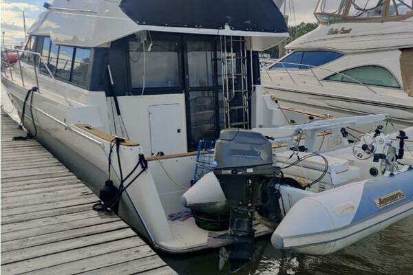 Photo of the 1991 Bayliner 4388 Motoryacht