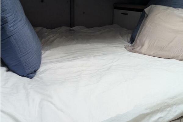 43ft Bayliner Yacht For Sale