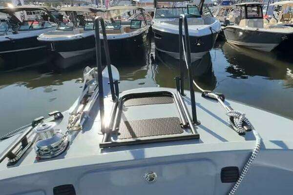 Targa 37 Flybridge Yacht For Sale