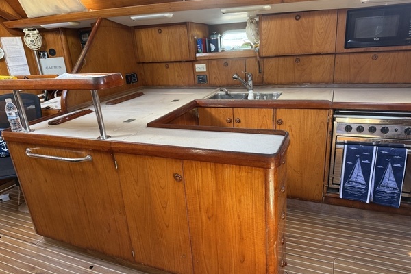 Serenity 50ft Jeanneau Yacht For Sale