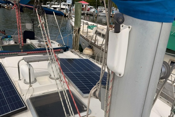 Serenity 50ft Jeanneau Yacht For Sale