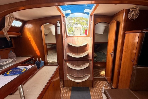 Serenity 50ft Jeanneau Yacht For Sale