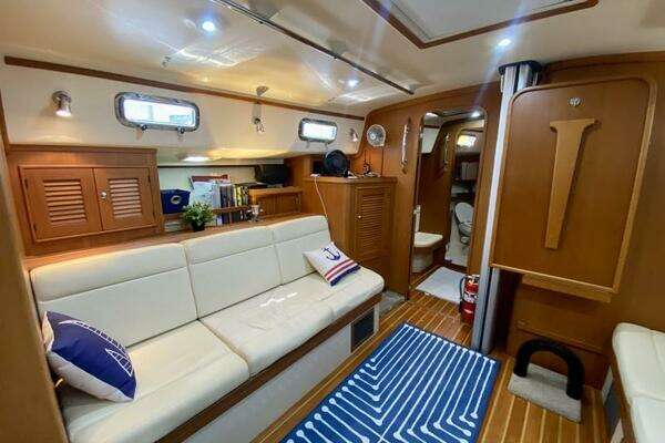 Island Packet 440 Yacht For Sale