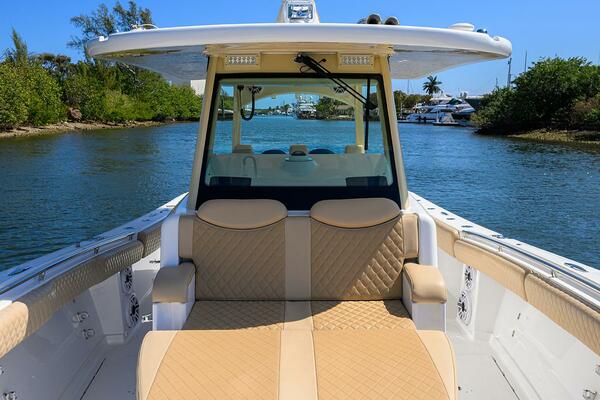 SPRINKLES 41ft HCB Yacht For Sale