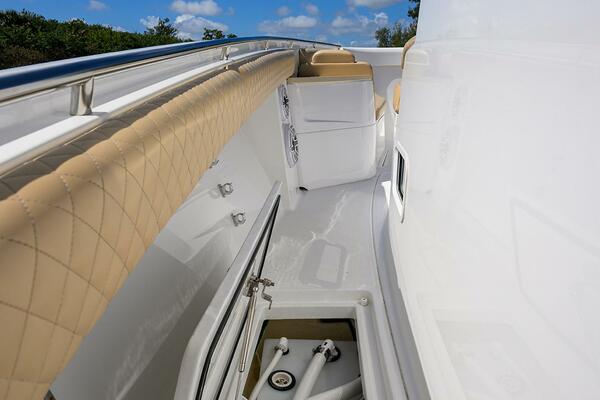 SPRINKLES 41ft HCB Yacht For Sale