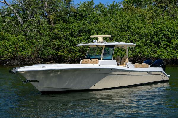 SPRINKLES 41ft HCB Yacht For Sale