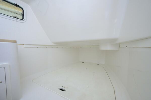 SPRINKLES 41ft HCB Yacht For Sale