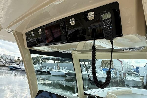 41ft HCB Yacht For Sale