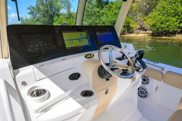 SPRINKLES 41ft HCB Yacht For Sale