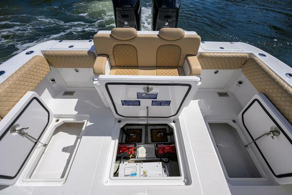 SPRINKLES 41ft HCB Yacht For Sale