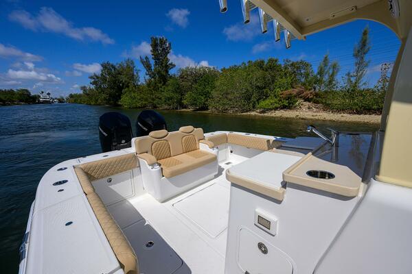 SPRINKLES 41ft HCB Yacht For Sale