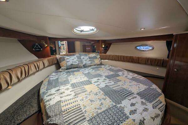 Meridian  Yacht For Sale