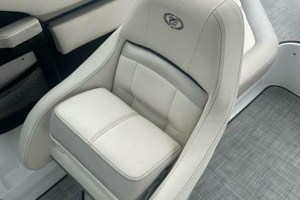 23ft Cobalt Yacht For Sale