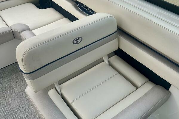 23ft Cobalt Yacht For Sale