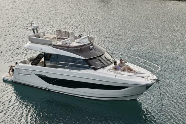 2027 F4.3 Prestige Profile