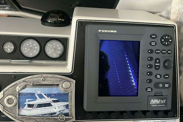 Carver 370 Voyager Yacht For Sale