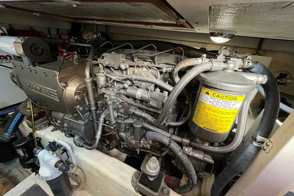 Sachem 36ft Sabreline Yacht For Sale