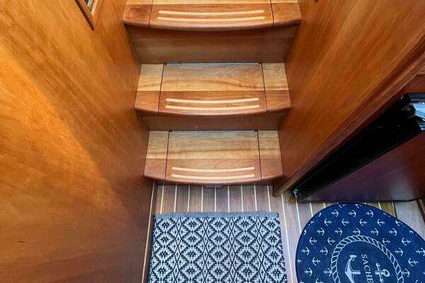 Sabreline 36 Flybridge Yacht For Sale