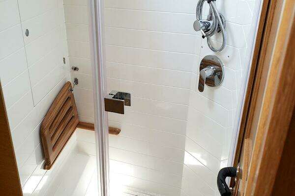 Bluewater 56 Yacht For Sale