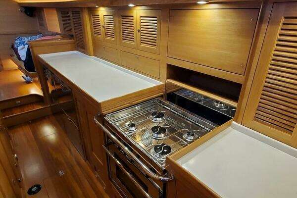 Bluewater 56 Yacht For Sale