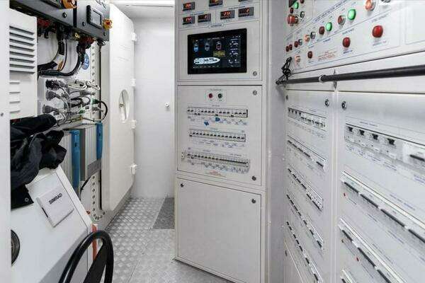 2022 Custom Line 121