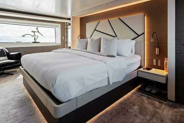 2022 Custom Line 121