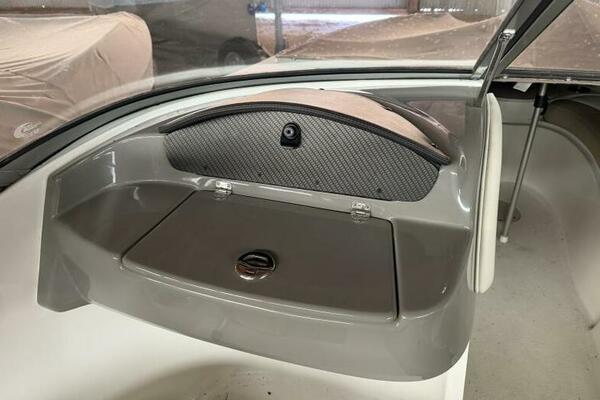 20ft Stingray Yacht For Sale