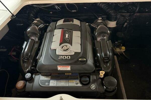 20ft Stingray Yacht For Sale