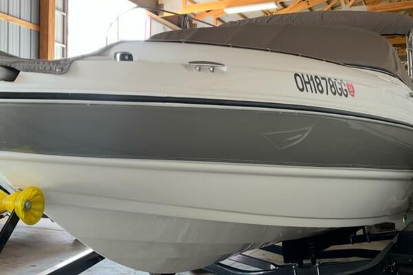 20ft Stingray Yacht For Sale