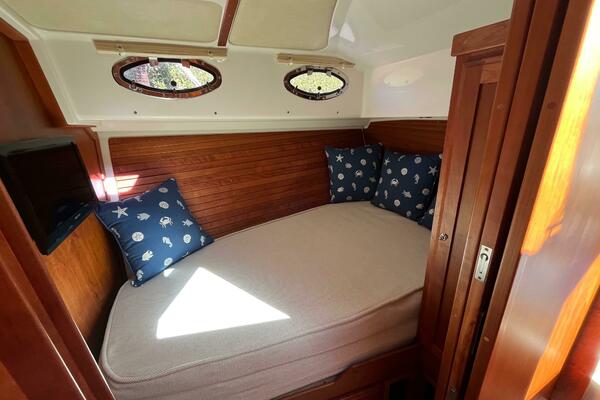Phalarope 37ft Back Cove Yacht For Sale