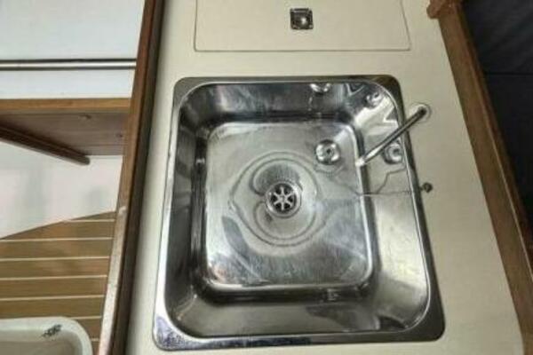 ORANGE WHIP 36ft J Boats Yacht For Sale