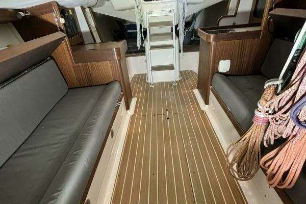 J Boats J/111 Yacht For Sale