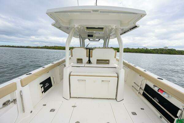 Pursuit S 328 Yacht For Sale