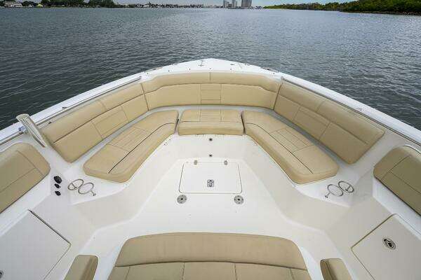 Pursuit S 328 Yacht For Sale