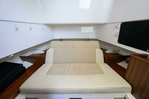 Pursuit S 328 Yacht For Sale
